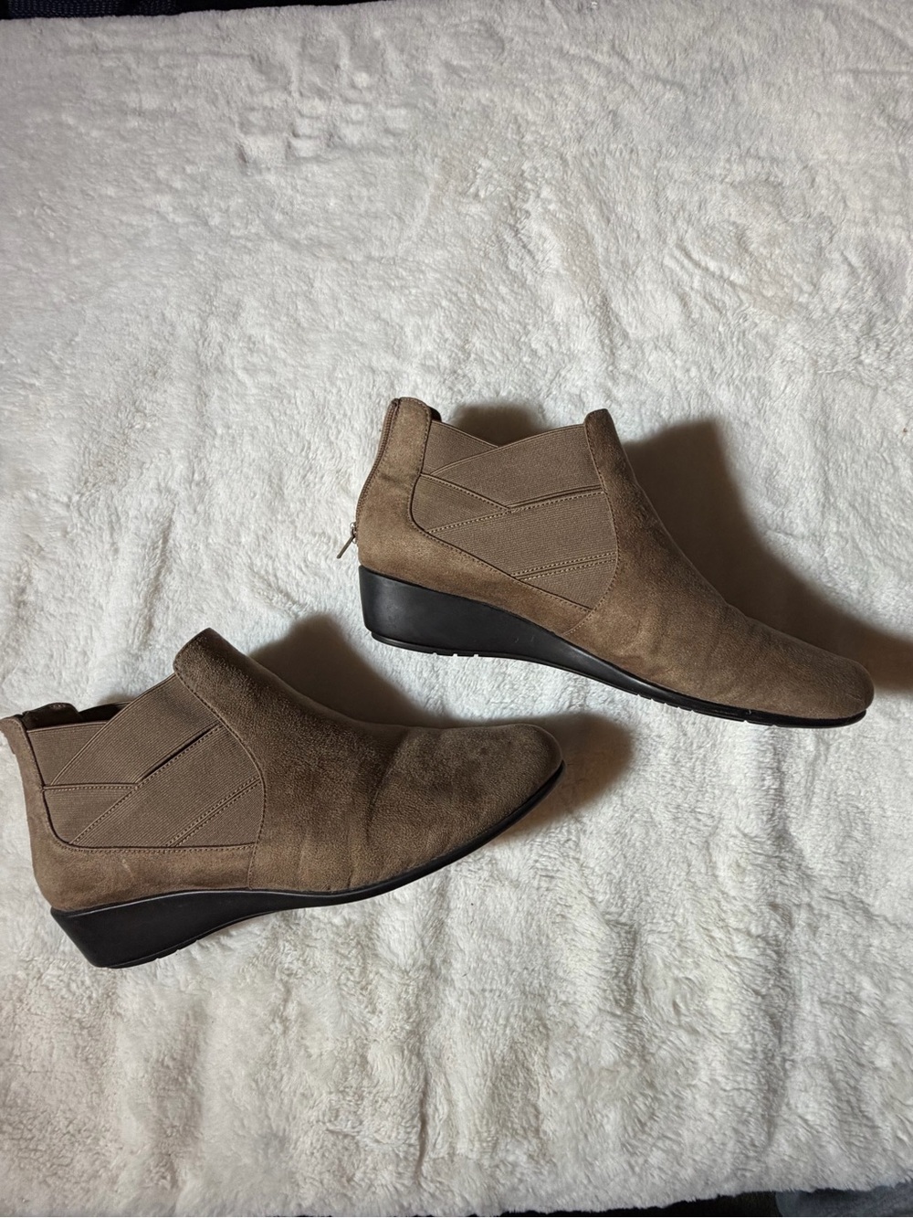 A2 By Aerosoles Taupe Suede Ankle Booties